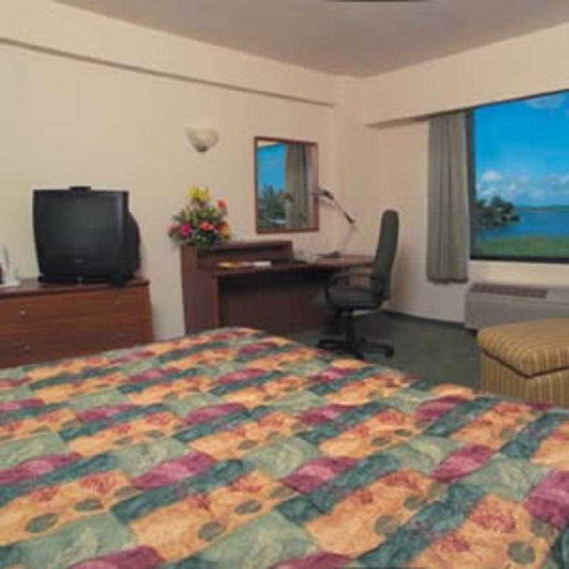 Fiesta Inn Тампіко Екстер'єр фото